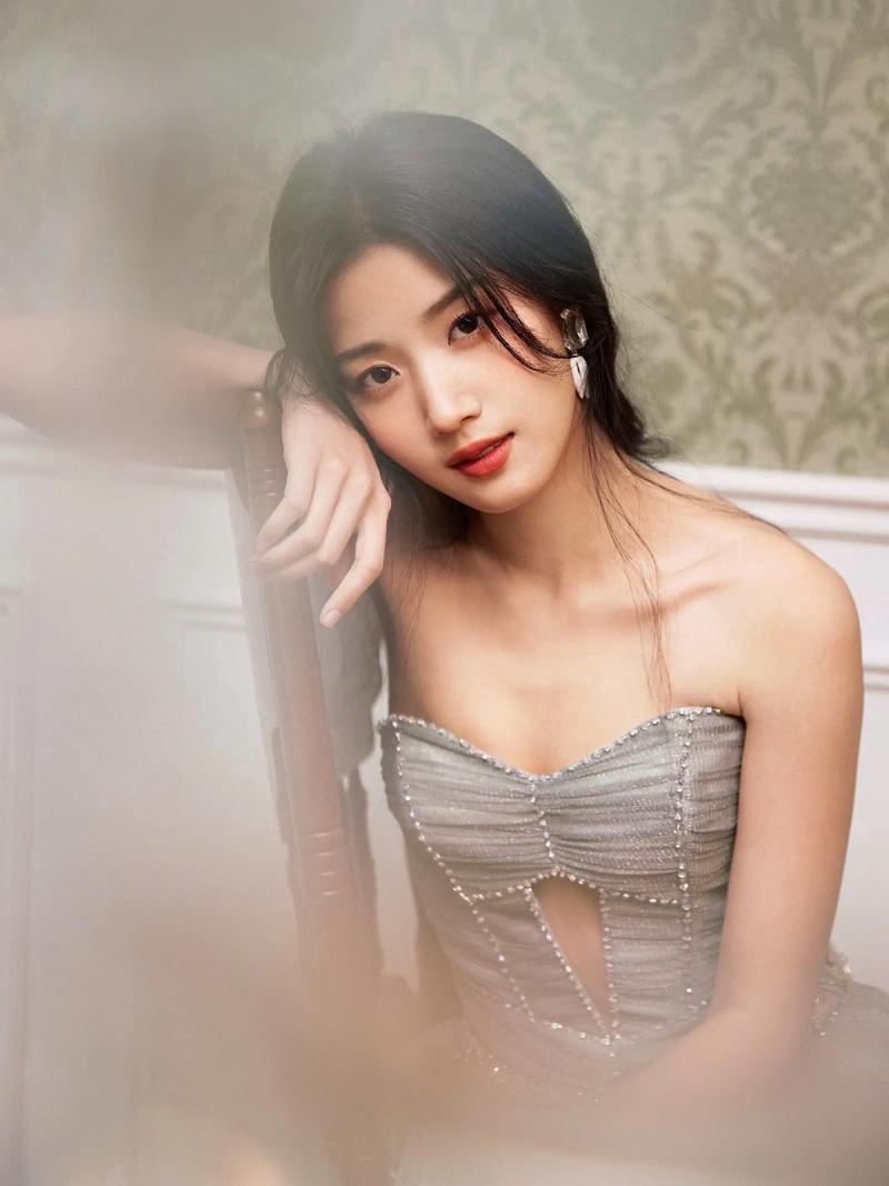 卢昱晓